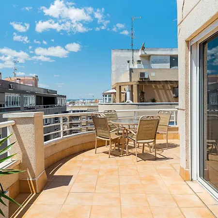 La Loma Atico Sunrise Apartment *